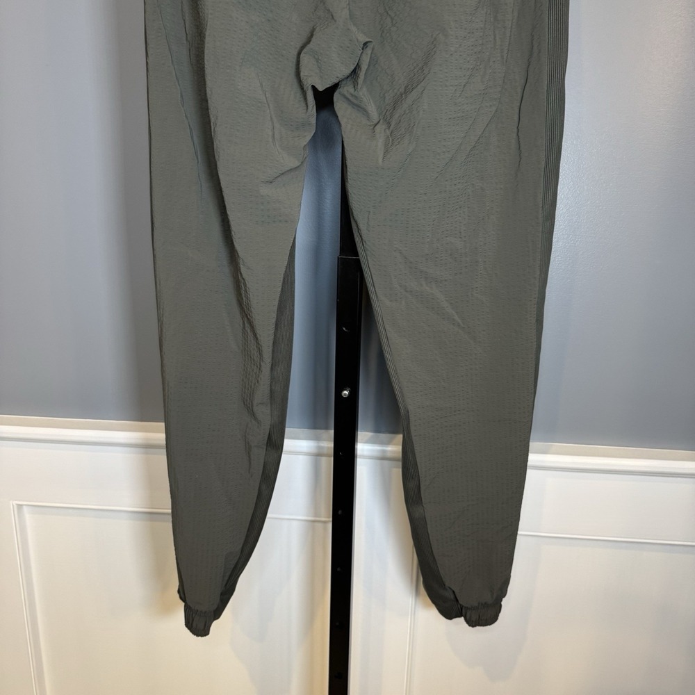 Athleta Textured Brooklyn Jogger Olive Green Pants Women Size 4 - Picture 8 of 11